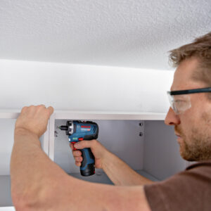 Акумулаторен винтоверт Bosch с безчетков двигател с 2 батерии и зарядно, 12 V, 3 Ah, 35 Nm, 1-10 мм GSR 12V-35 - Image 5