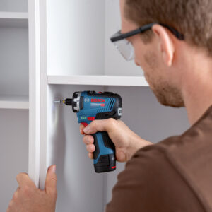 Акумулаторен винтоверт Bosch с безчетков двигател с 2 батерии и зарядно, 12 V, 3 Ah, 35 Nm, 1-10 мм GSR 12V-35 - Image 4