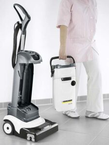 ПОДОПОЧИСТВАЩ АВТОМАТ KARCHER BR 4.300 - Image 2