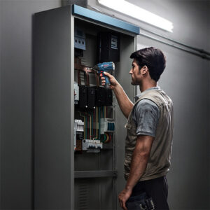 Гайковерт акумулаторен Bosch с колекторен двигател с 2 батерии и зарядно, 12 V, 2 Ah, 100 Nm, шестостен, 1/4", GDR 120-Li - Image 3