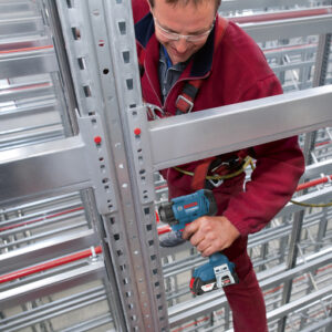 Гайковерт акумулаторен Bosch с колекторен двигател с 2 батерии и зарядно, 18 V, 180 Nm, квадрат, шестостен, 1/2", 1/4", GDX 180-LI - Image 4