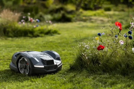Husqvarna Automower® 405XE NERA - Image 2