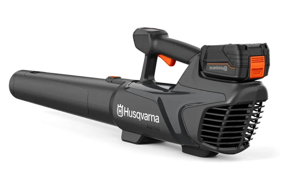 Husqvarna Aspire™ B8X-P4A с батерия и зарядно