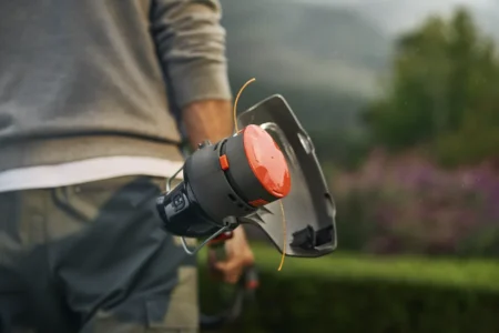 Акумулаторен тример Husqvarna Aspire T28 P4A, 18 V, 2.5 Ah, 156 см, 28 см, с батерия и зарядно - Image 8